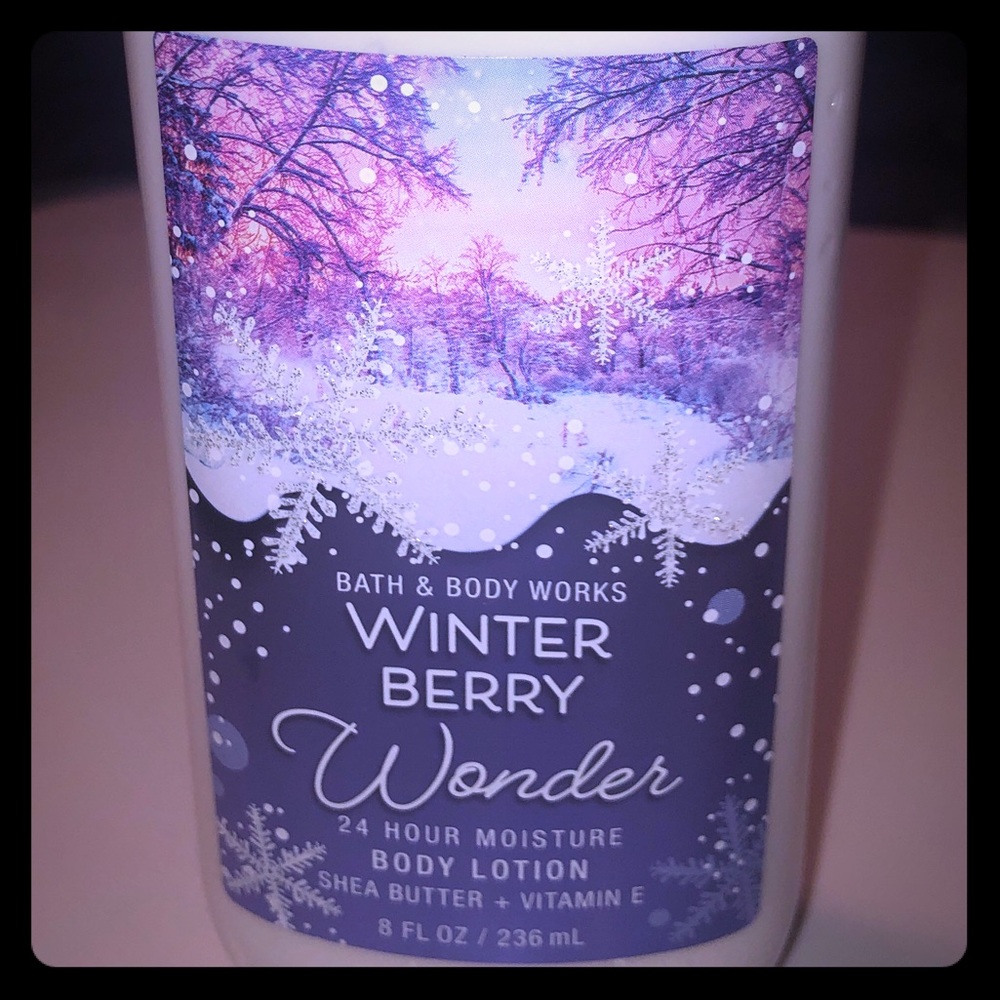 Bath and Body Works winterberry wonder